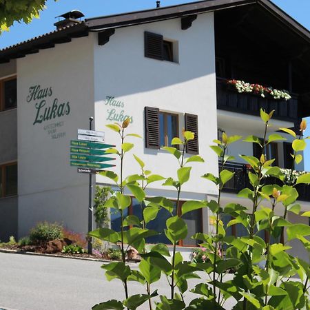 Haus Lukas Bed & Breakfast เซเฟลด์ อิน ทิโรล ภายนอก รูปภาพ