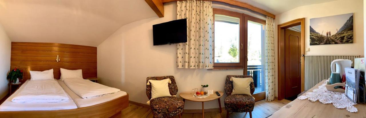 Haus Lukas Bed & Breakfast เซเฟลด์ อิน ทิโรล ภายนอก รูปภาพ